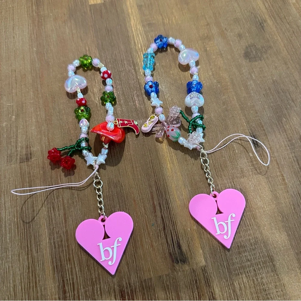 NWT Benefit Cosmetics Phone Charms - Set of Two - Picture 7 of 7